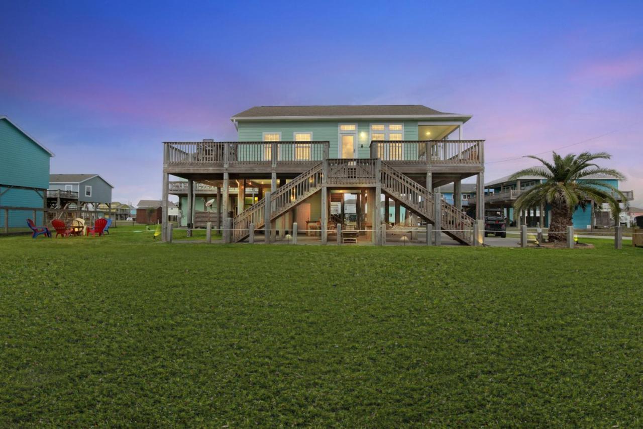 Steps To Beach Golf Cart About Time Beach Retreat Bolivar Peninsula Exteriör bild
